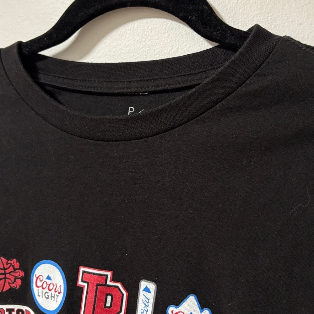 PEACE COLLECTIVE (XS) X COORS LIGHT Raptors Graphic Long Sleeve Tee Unisex RARE - Picture 4 of 9